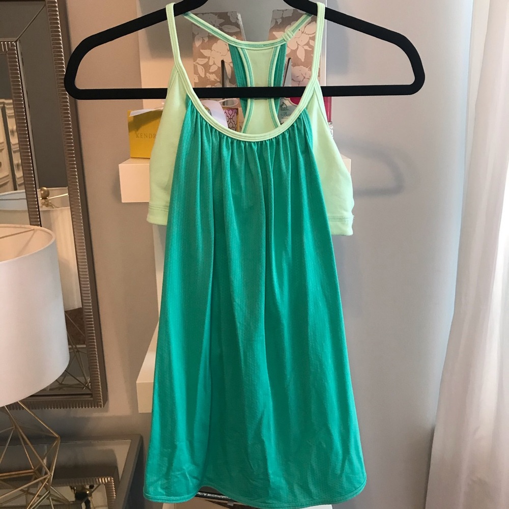 Lululemon Tank 4